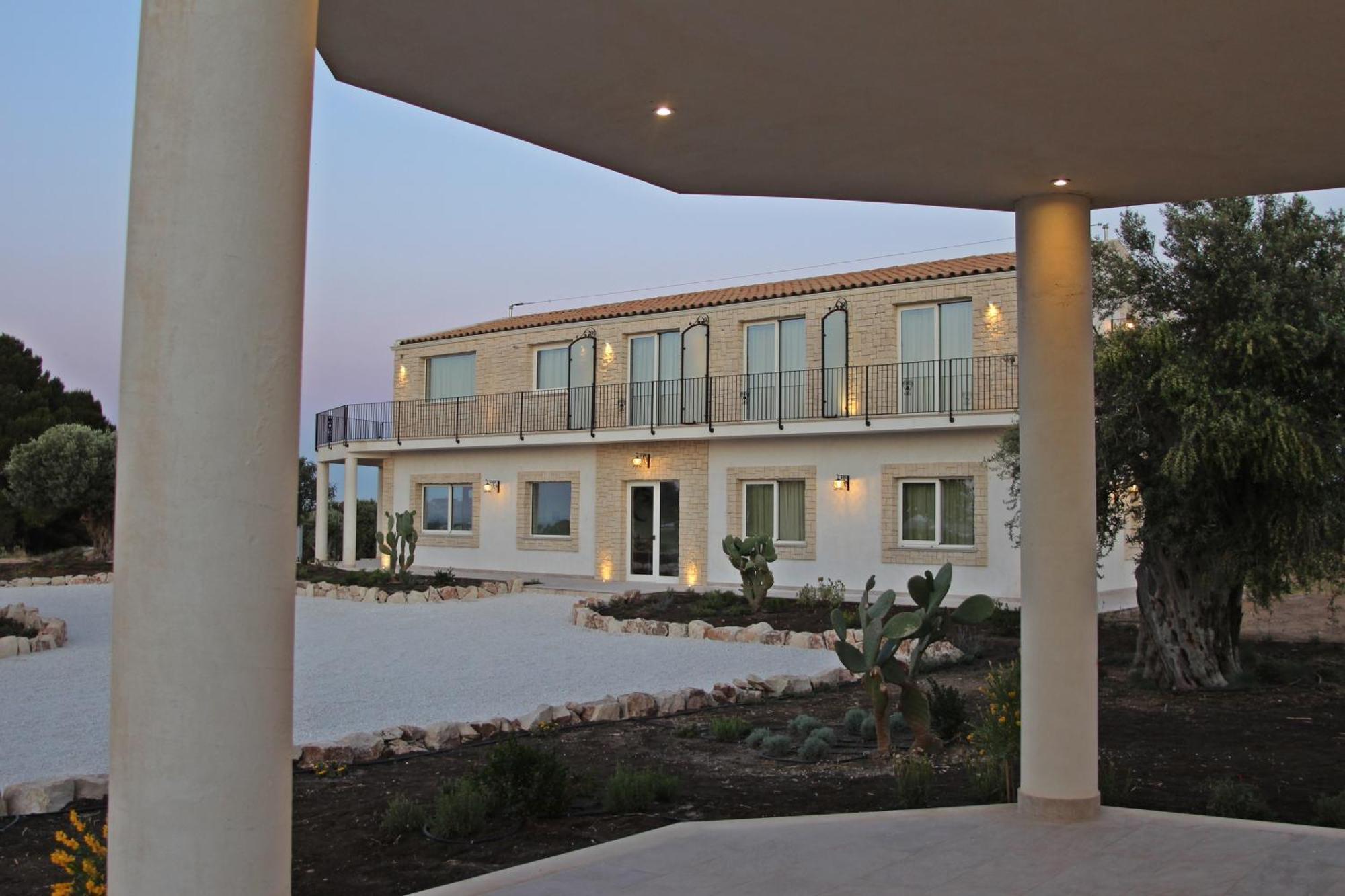 Carrua Guest House Marzamemi Bilik gambar